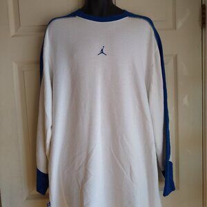 Jordan Nike white & blue crew neck sweatshirt